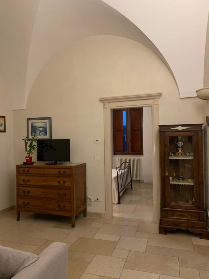 Palazzo Dei Gesuiti Appartamento Con Terrazza Privata Монополи Экстерьер фото