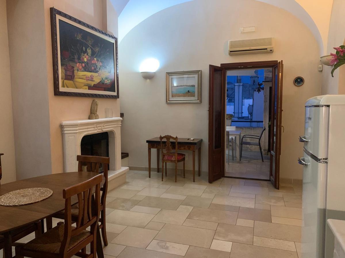 Palazzo Dei Gesuiti Appartamento Con Terrazza Privata Монополи Экстерьер фото