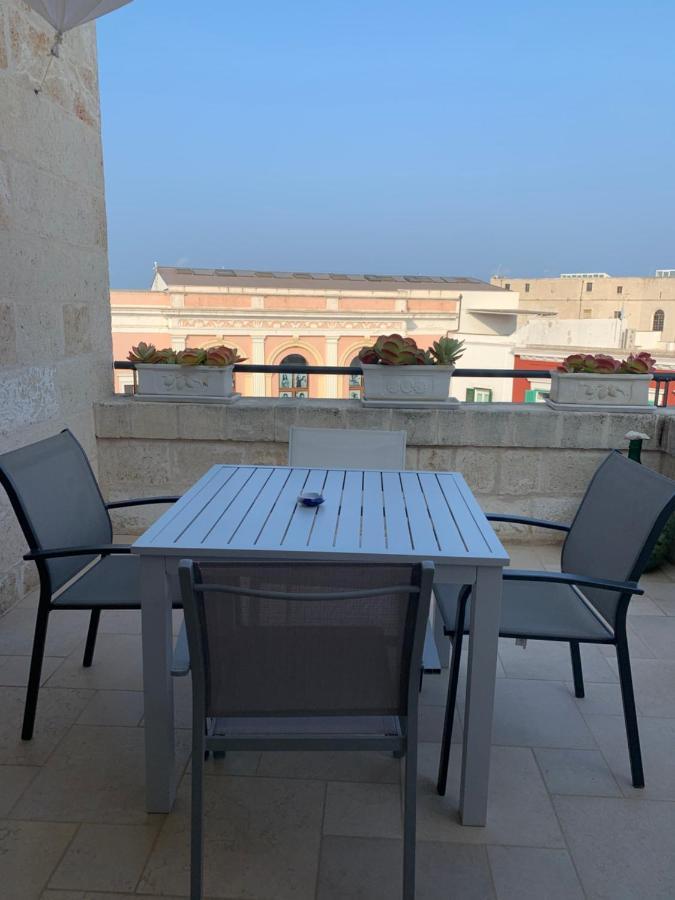Palazzo Dei Gesuiti Appartamento Con Terrazza Privata Монополи Экстерьер фото