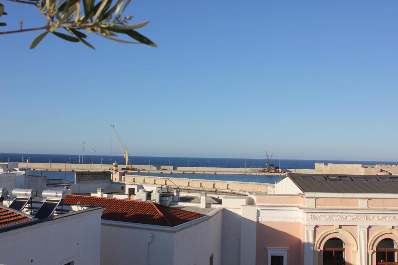 Palazzo Dei Gesuiti Appartamento Con Terrazza Privata Монополи Экстерьер фото