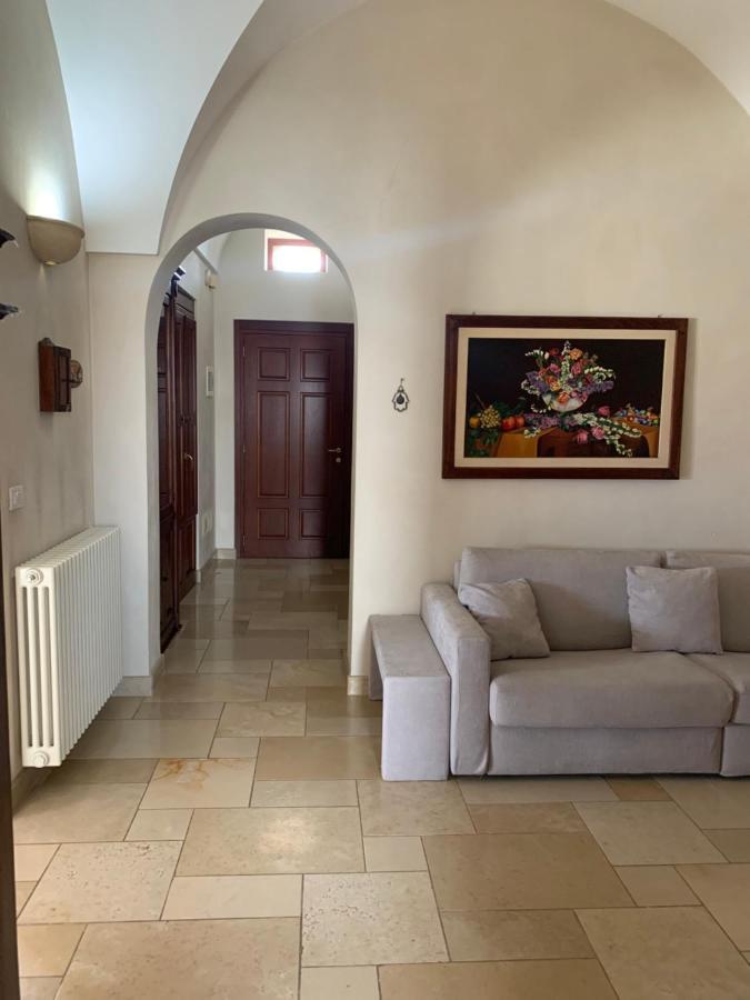 Palazzo Dei Gesuiti Appartamento Con Terrazza Privata Монополи Экстерьер фото